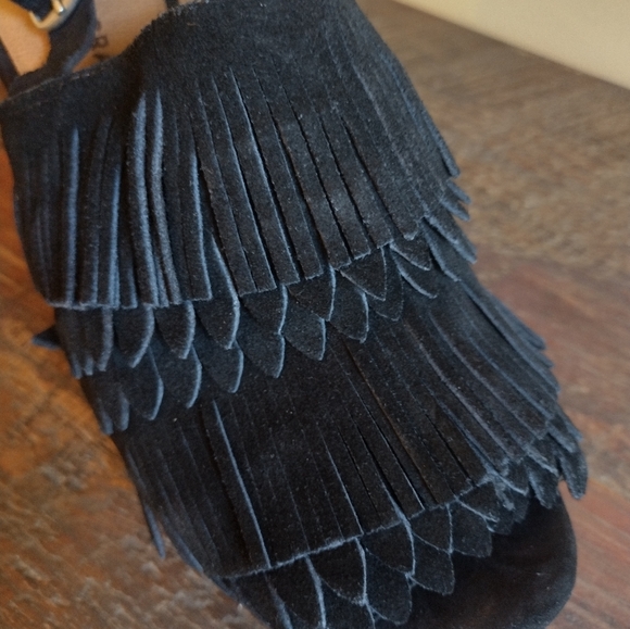 Lucky Brand Jeena Black Suede Fringe Wedge Sandals Size 9 - Picture 6 of 9